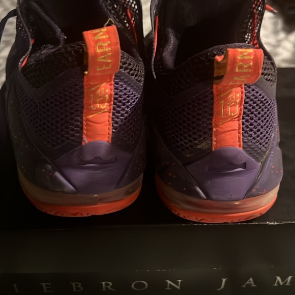 LeBron 6.6y. Purple. 7/10 condition. Used for basketball - Picture 2 of 4